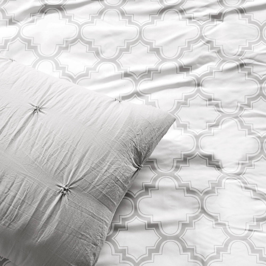 Pintuck Geo Comforter Set Full/Queen G2111