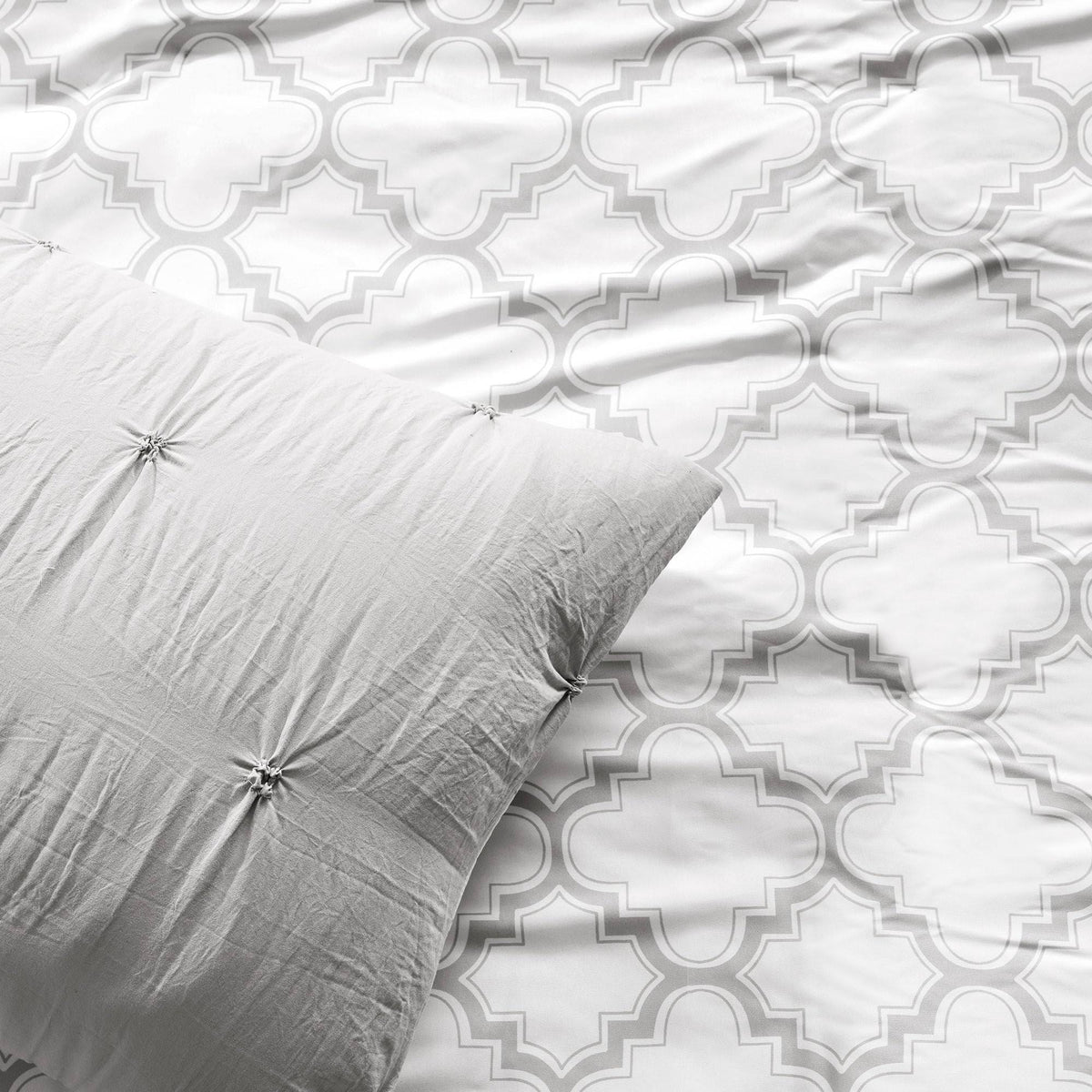 Pintuck Geo Comforter Set Full/Queen G2111