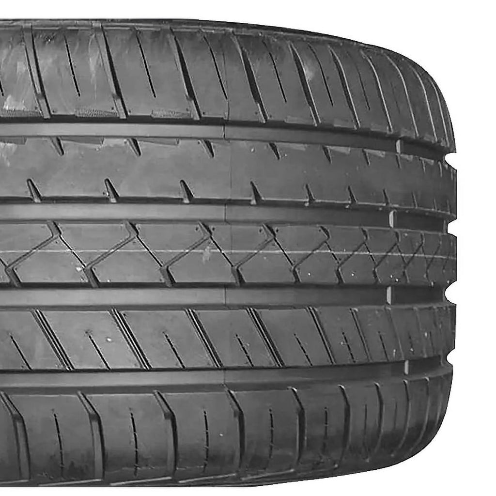 225/40R19 100W Tire B4413