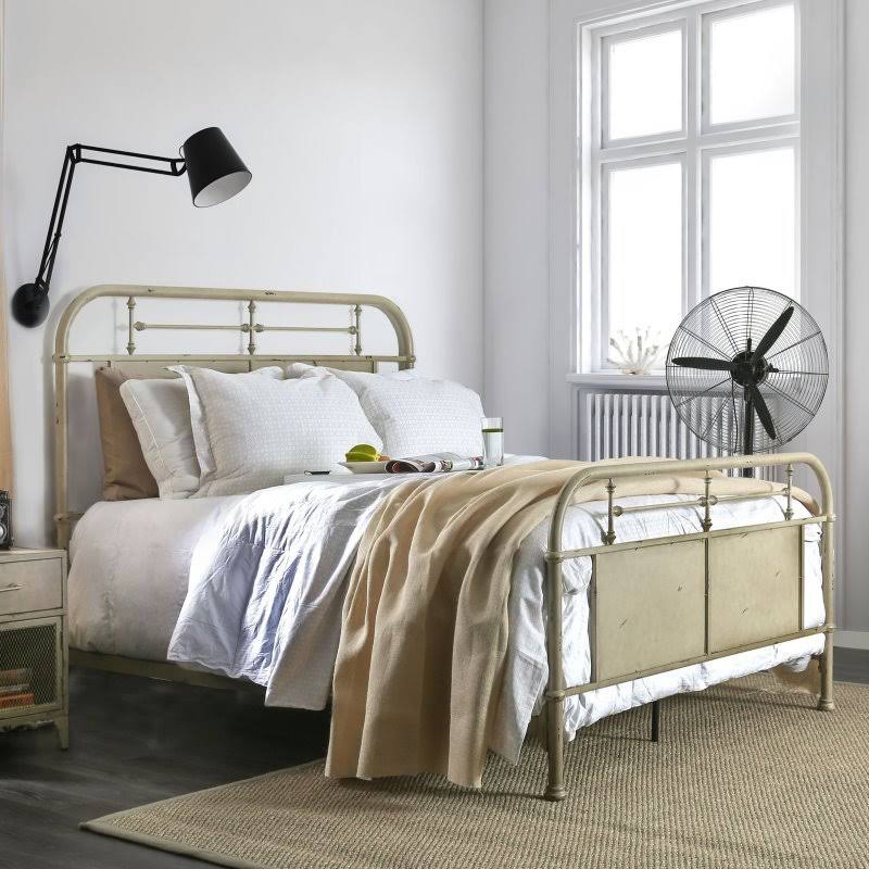 Full Metal Bed in Distressed Ivory Y9491