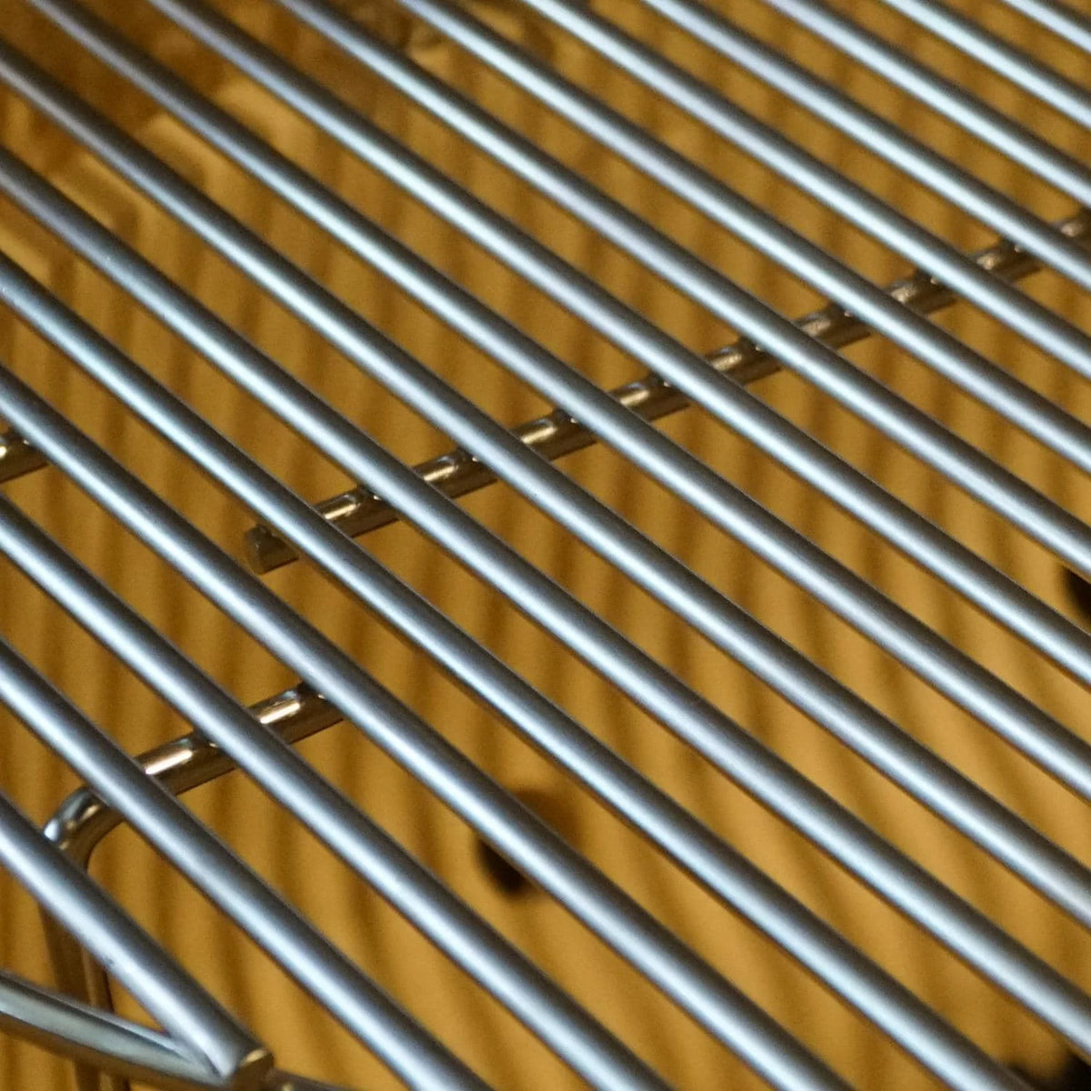 Ceramic Kamado Grill With Stainless Steel Grates E393859