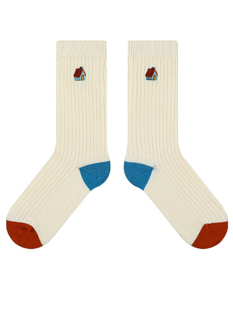 Embroidered Letter Socks E508703