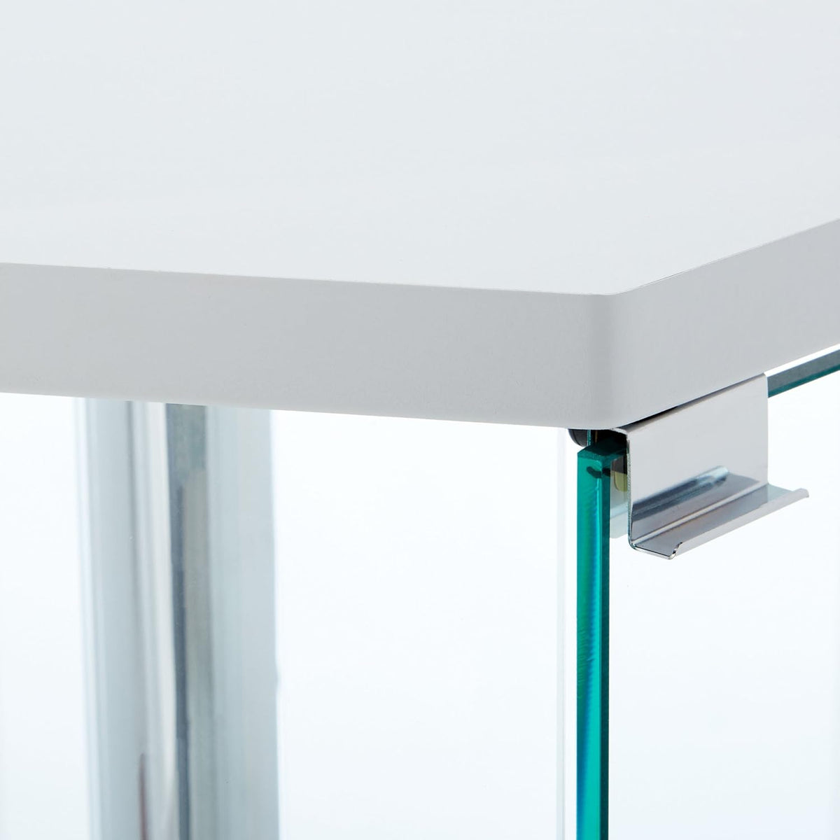 4-shelf Hexagon Shaped Curio Cabinet White and Clear Q667001