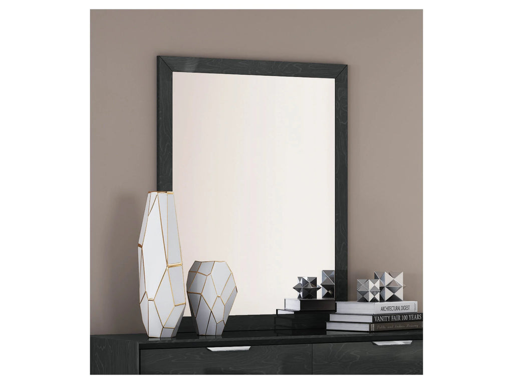 Black High Gloss Dresser B35272