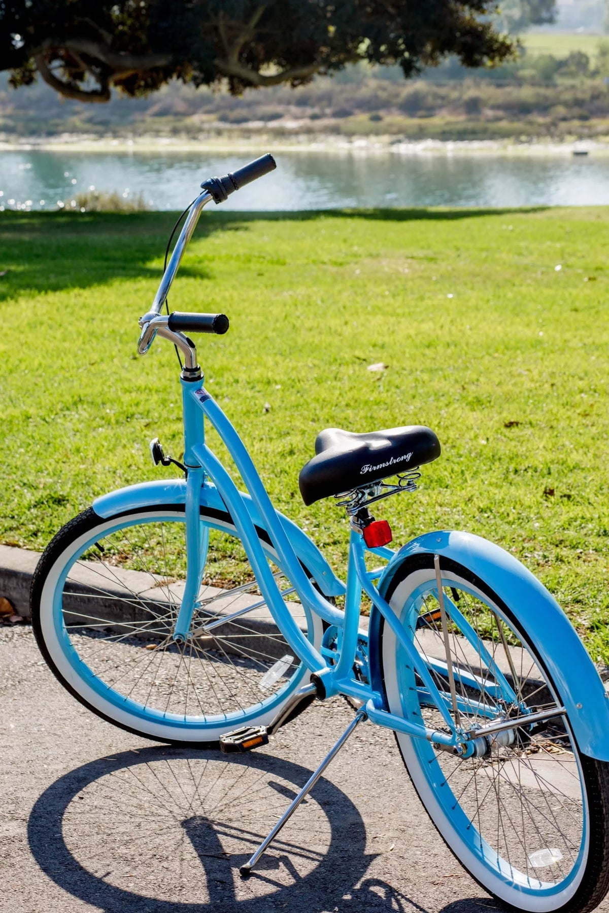 Blue Three Speed Women's Beach Cruiser Bicycle I48751