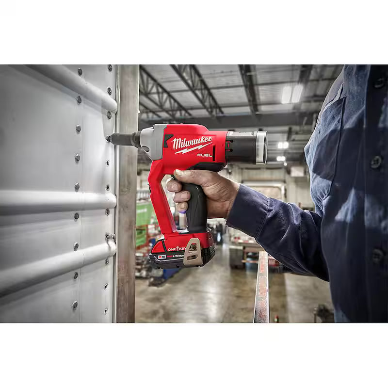 18-Volt Lithium-Ion Cordless Rivet Tool R588723