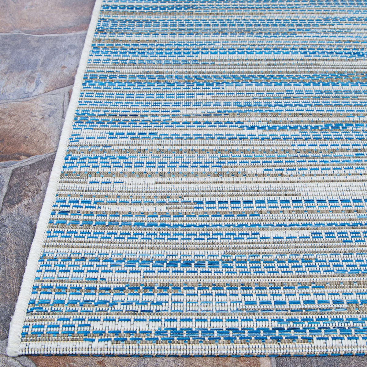 5'10" x 9'2" Indoor/Outdoor Area Rug O5381