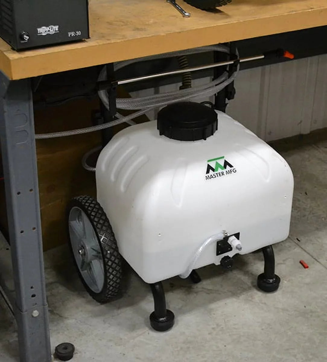 Gardener Rechargeable Cart Sprayer 12V 9 Gal Capacity X357825