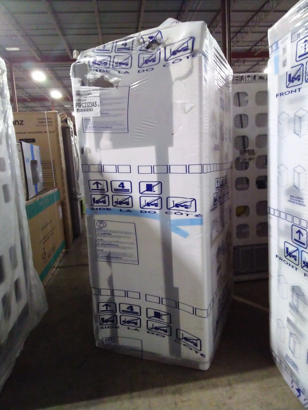 36 In. 22.6 Cu Ft. Stainless Steel French Door Refrigerator D878