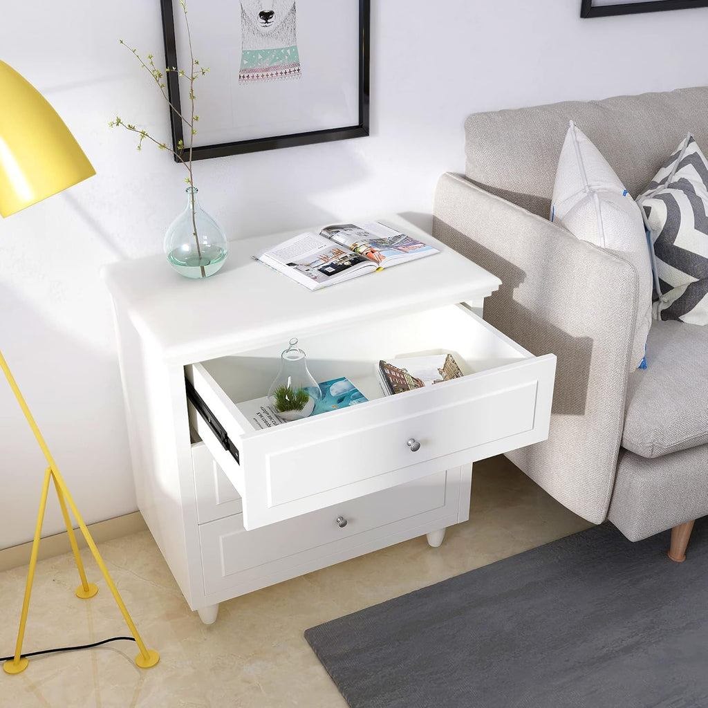 White 3 Drawer Nightstand L703