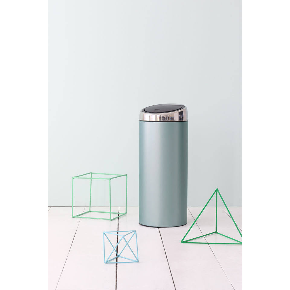 8-Gallon Touch Trash Can T73554