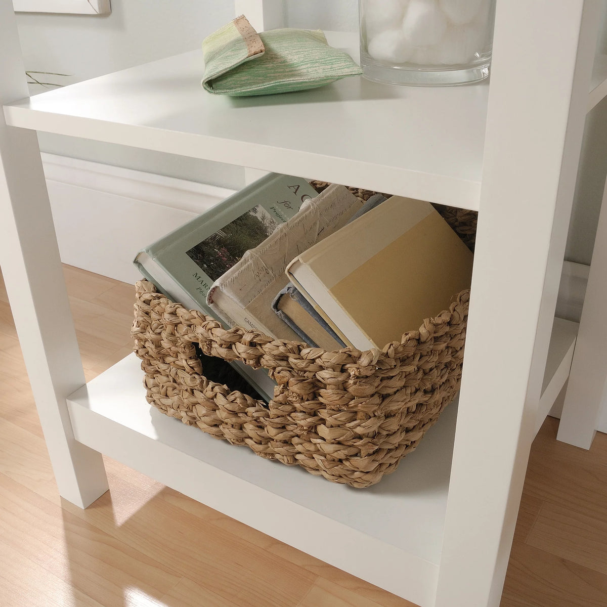 Soft White Bedroom Vanity with Mirror G53141