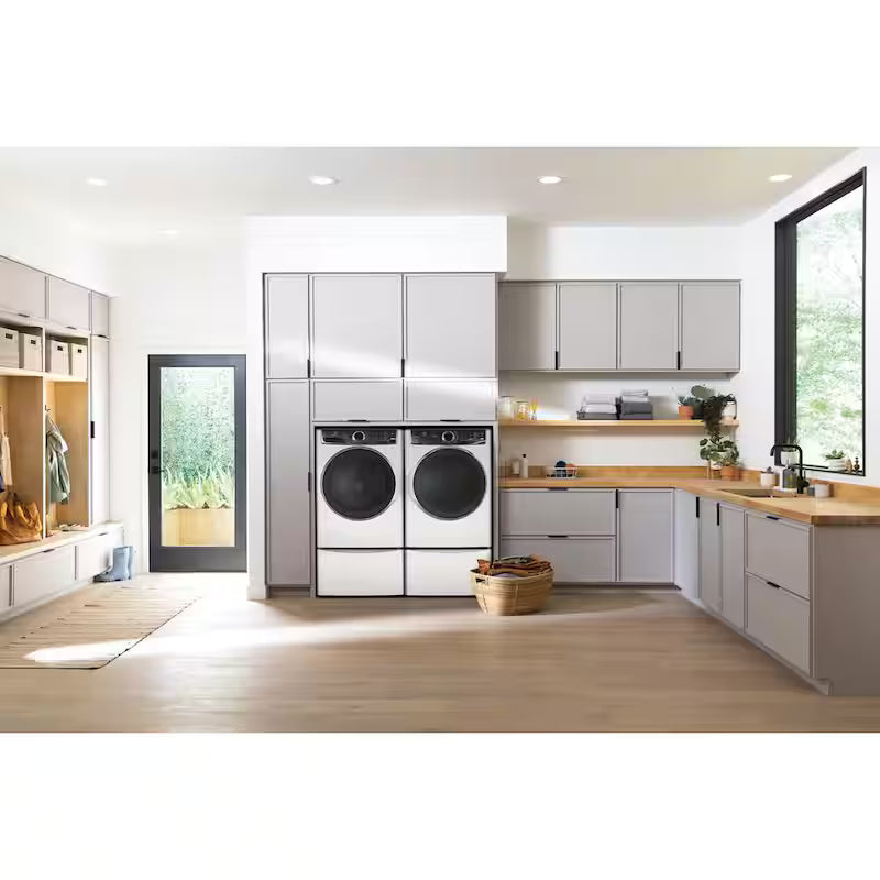 White 8 cu. ft. Front Load Electric Dryer M628