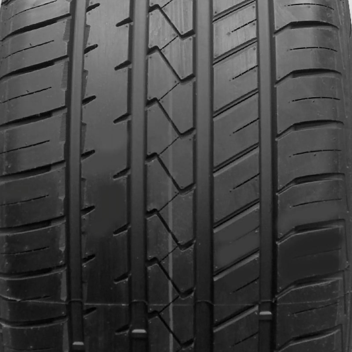 225/40R19 100W Tire B4413