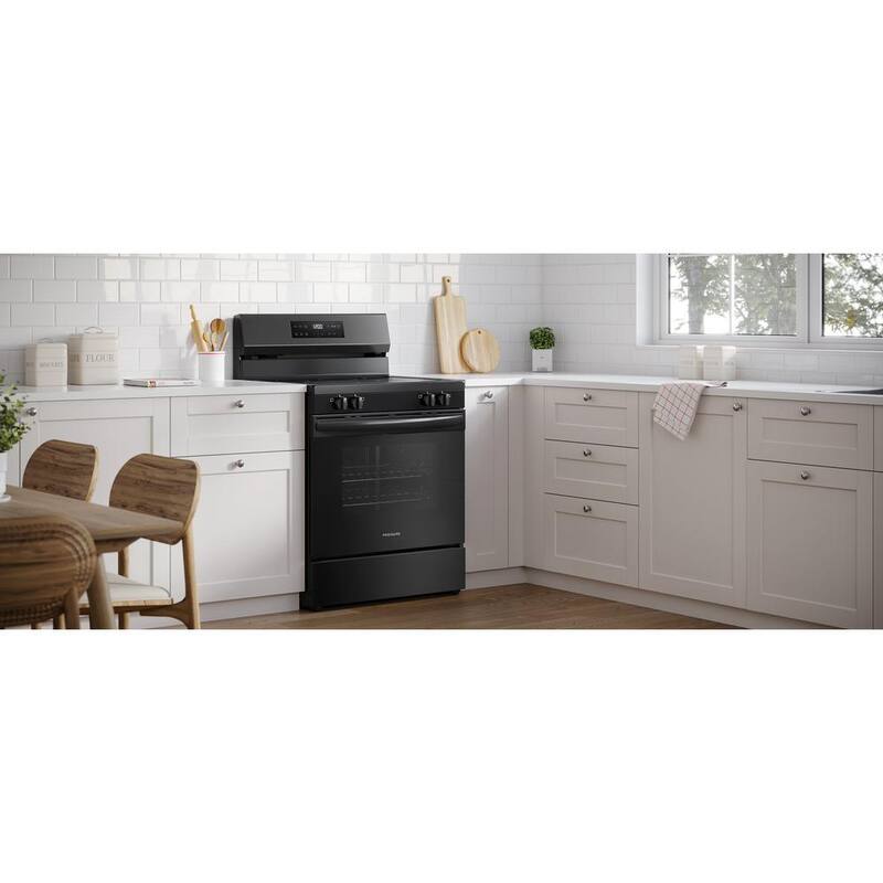 5 Element Freestanding Electric Range in Black I5167