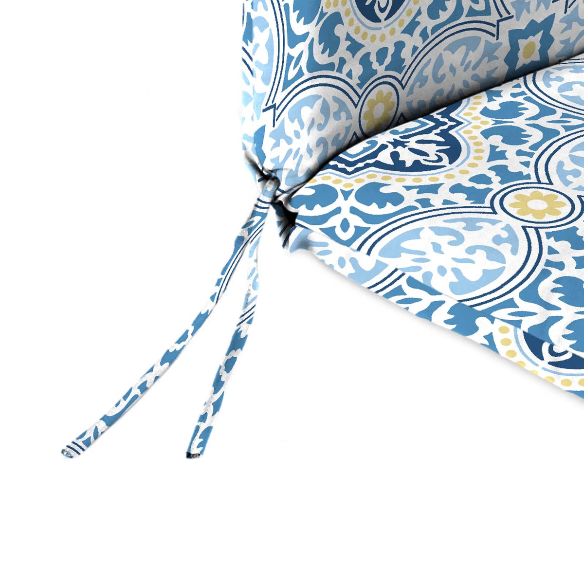 Sky Blue Quatrefoil Rectangular Outdoor Chaise Lounge Cushion with Ties F601